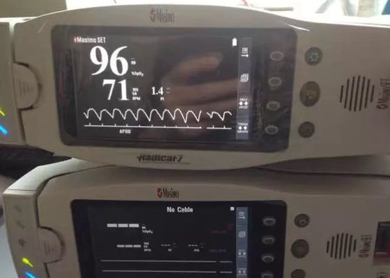 Masimo Radical 7 sử dụng máy đo nhịp tim cho chăm sóc tại nhà bệnh viện