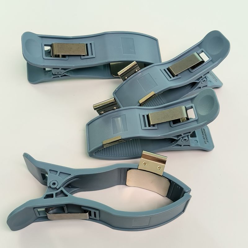 Clip chân tay Một hộp / 4 màu xanh dương Hai điện cực cánh tay Hai điện cực chân Phổ 4.0mm REF ECG-FJX42